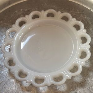 Vtg Anchor Hocking Milk Glass Plate Lace Edge Shabby Chic 8-1/4"
